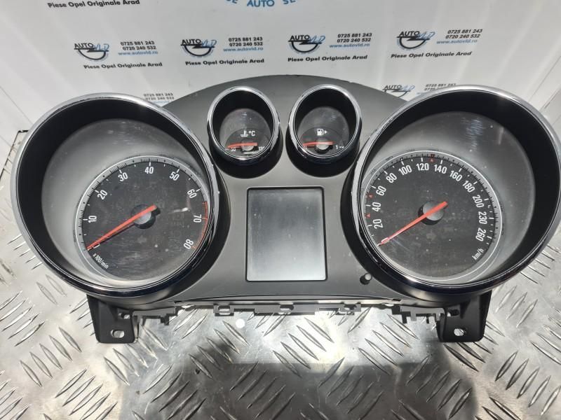 Ceas bord benzina Opel Astra J Facelift 1.8 ; 1.4 ; 1.6