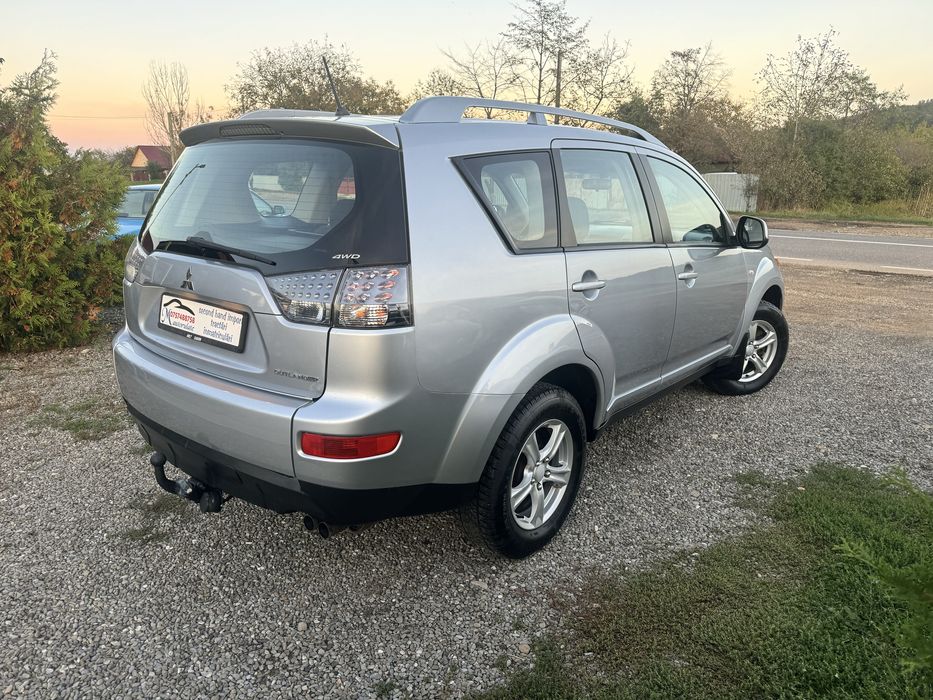 Mitsubishi Qutlander 20TDI~156000 km Posibilitate Rate Cash Buy Back