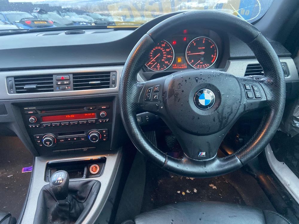 Dezmembrez BMW 320d ,M PACK Edition 2012,Hi-Fi,Jante 193 M,Recaro