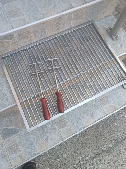 Неръждаема Скара