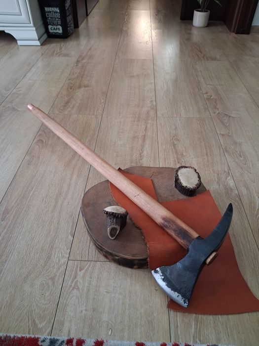 Piolet drumetie forjat