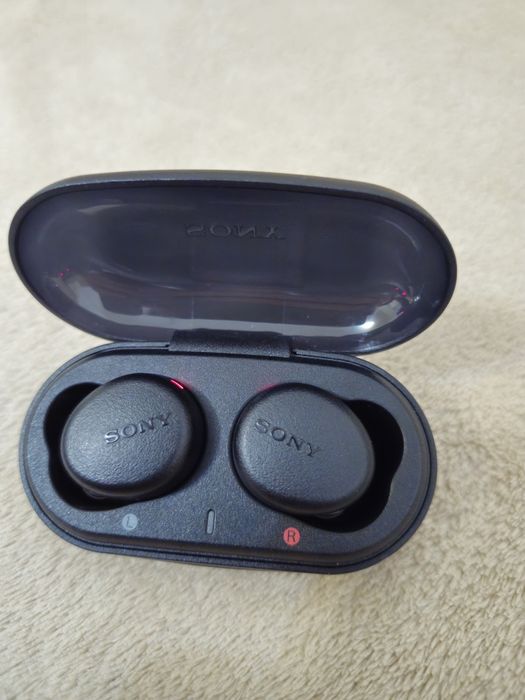 Sony WF-XB700 extra bass