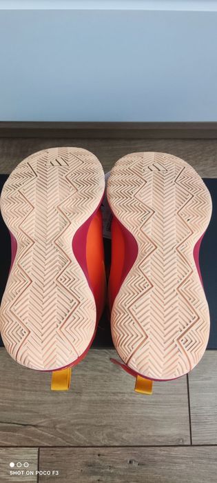 Маратонки ADIDAS 38 2/3