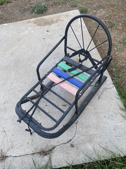 Продам санки детские