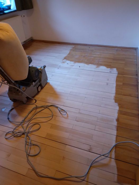 Raschetare, slefuire parchet lemn masiv