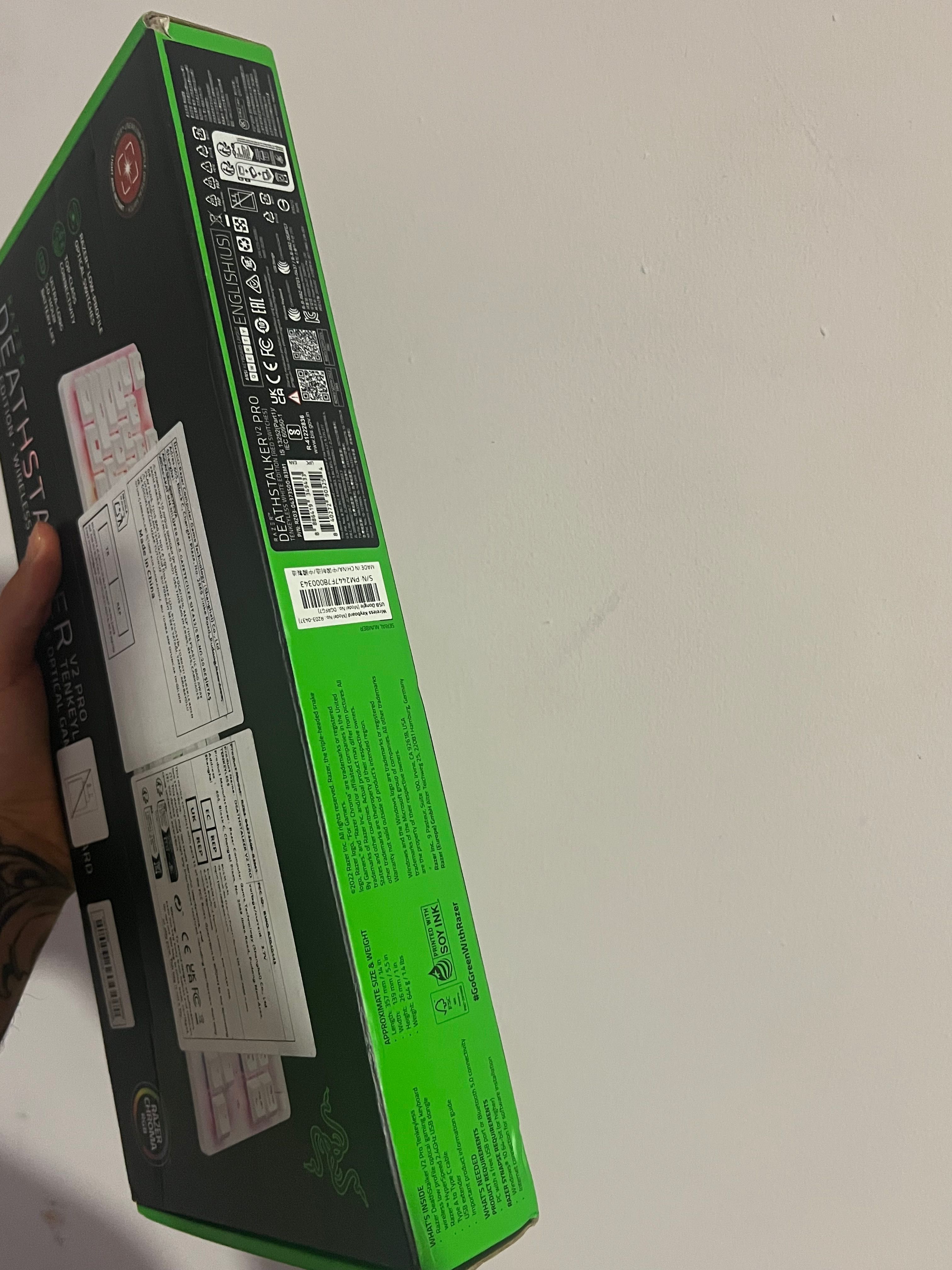 Razer Deathstalker v2 tkl неразпечатана геймърска клавиатура