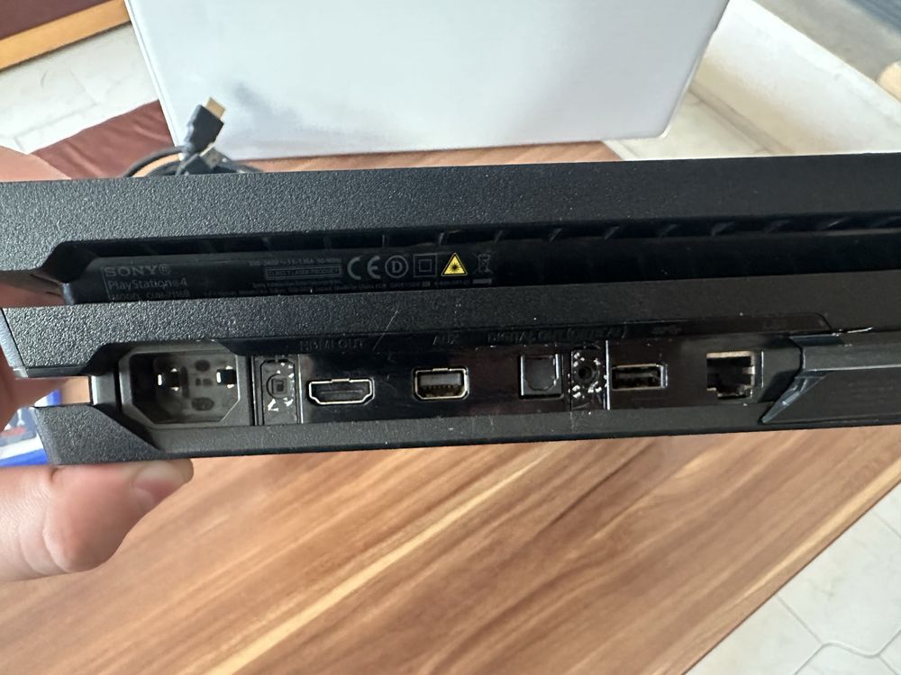 Sony PlayStation 4 Pro 1TB ps4 pro пс4