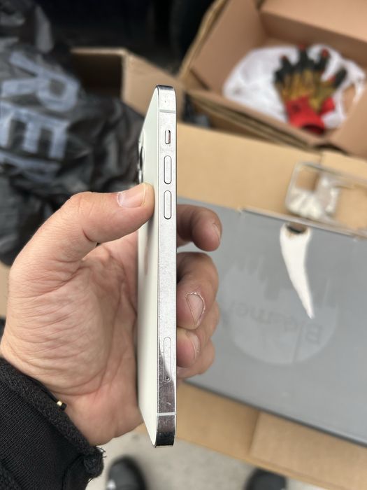 Iphone 12 pro conditii foarte bune