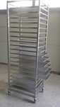 Carucior Nou si 20 tavi Noi 60x40cm pentru patiserie
