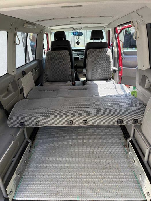 Volkswagen T4 Multivan - 2.5 TDI ACV 102 CP IMPECABIL