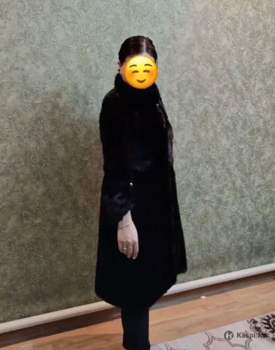 Продам норковую шубу