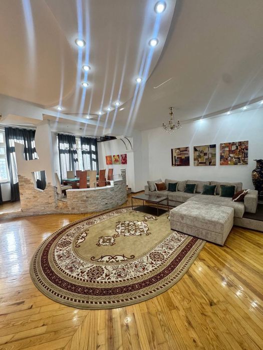 Продаётся КВАРТИРА 3/3/5 на 126м2 Попугайчик, Хуавей офис, кафе БОН