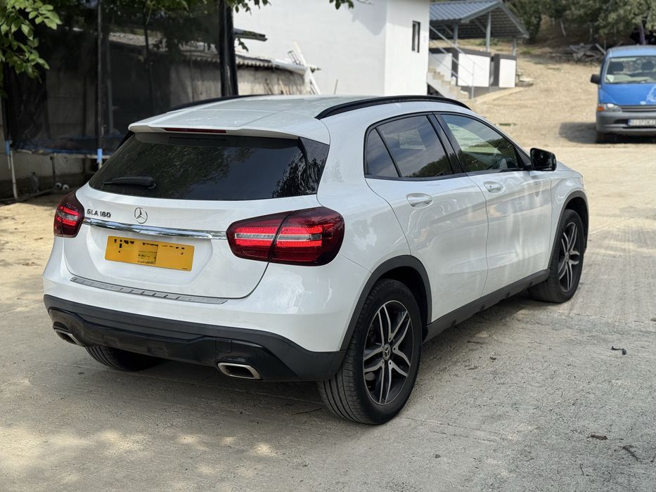 Fata completa mercedes gla x156 facelift 2017-2020 bara capota