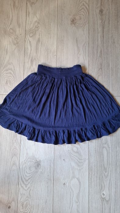 Sarafan si fusta fete , pt scoala, in stare foarte buna, mărimea 140cm