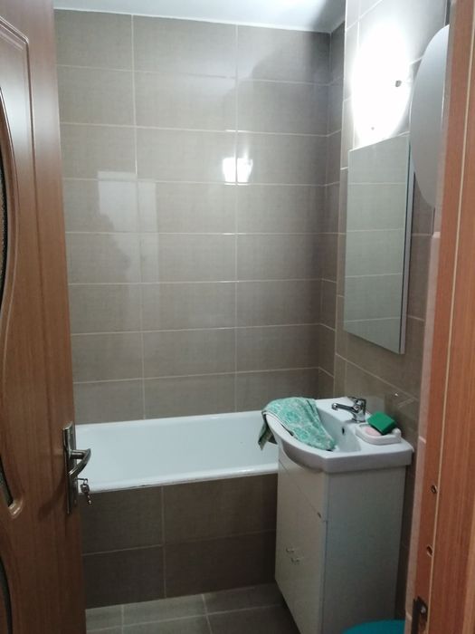 Garsonieră de vinzare în Tg Jiu pe strada constructorilor etaj 2, conf