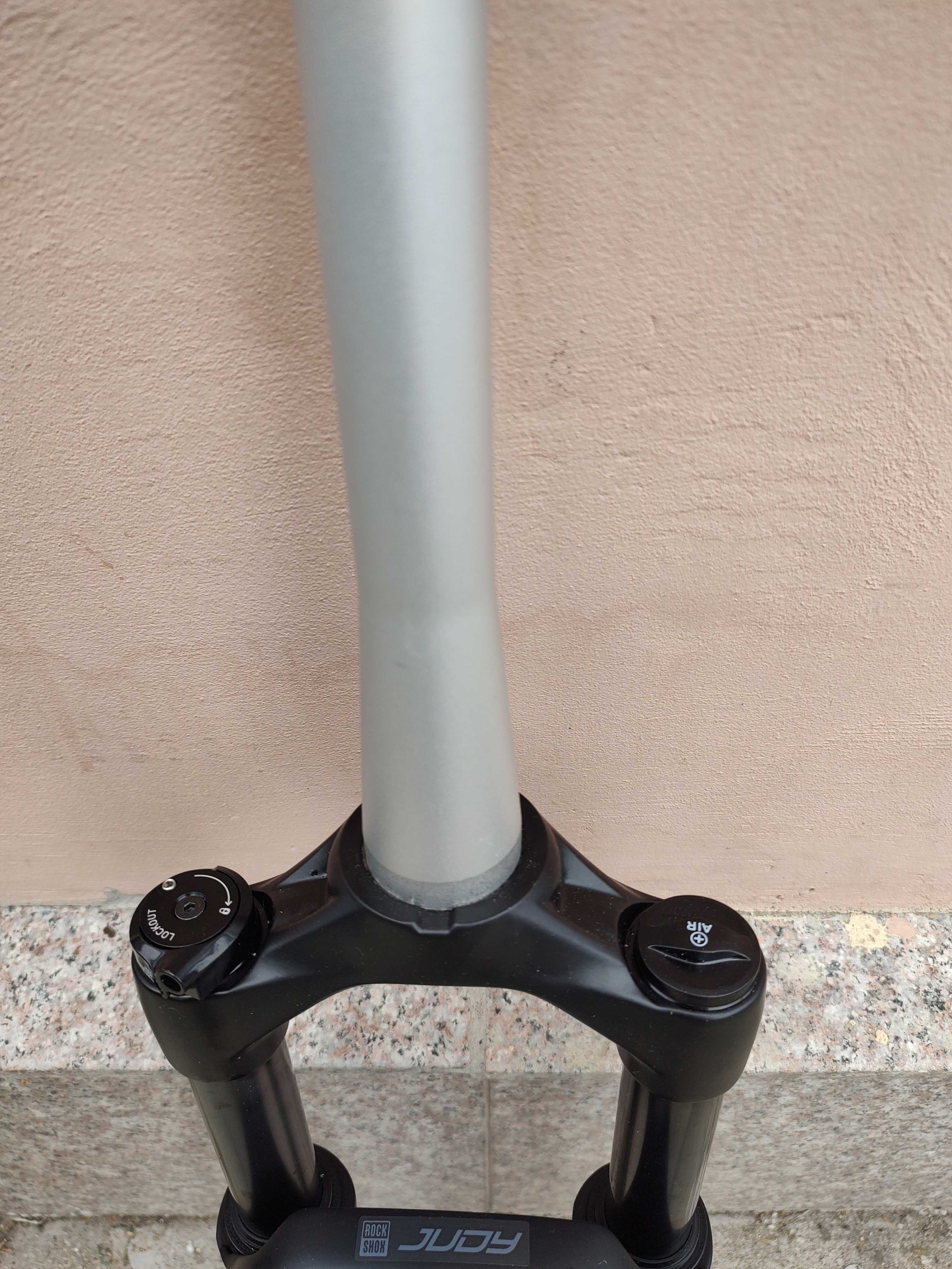 Чисто НОВА ВЪЗДУШНА вилка Rockshox judy 27,5 air,100mm