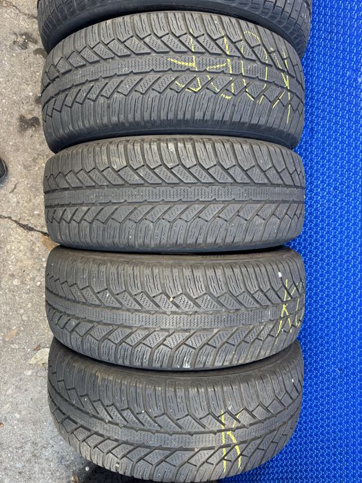 Anvelope iarna 215/60/16, Semperit / Pirelli