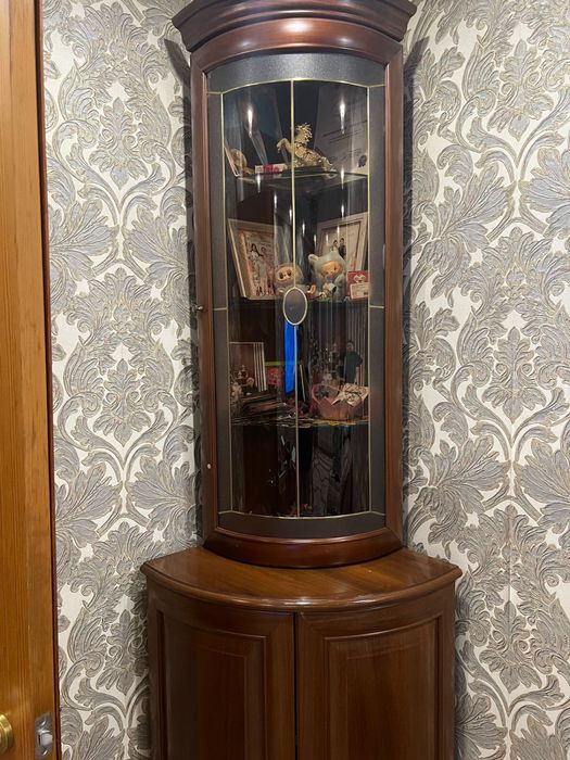 Шкаф ( чистое дерево)