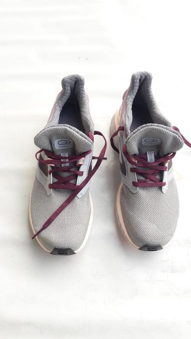 Adidașii damă, nepurtati deloc