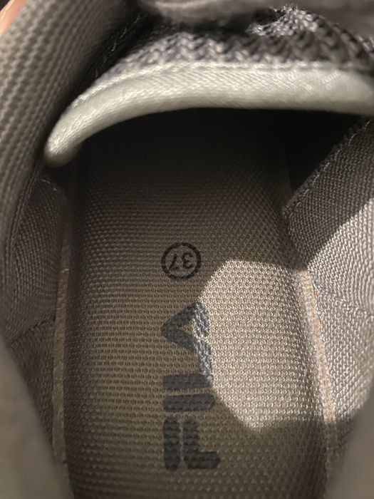 Încălțăminte Sport FILA - Ideali pentru Gym/Alergare - Mărimea 37