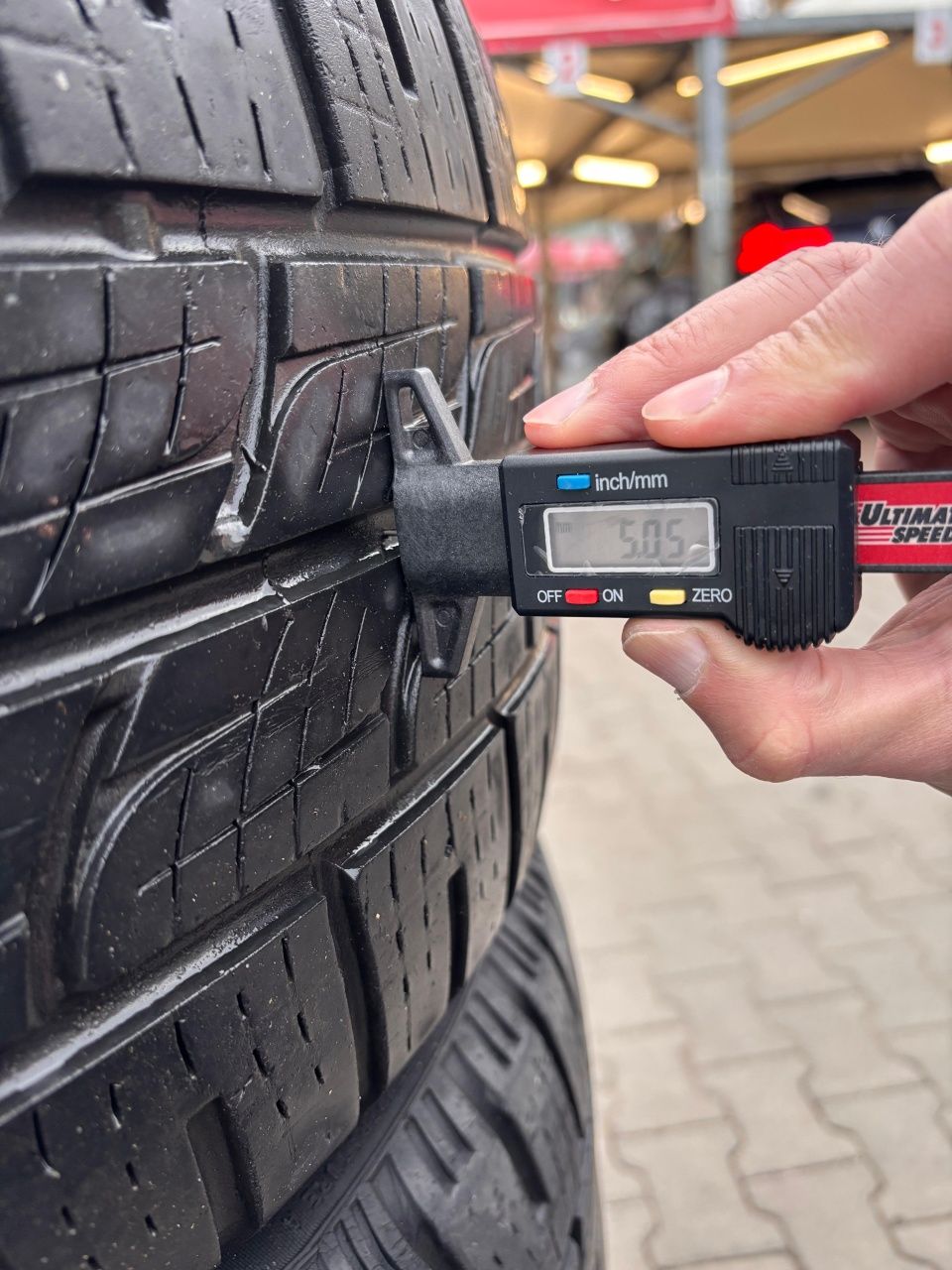 275/55/R19 M+S  Pirelli