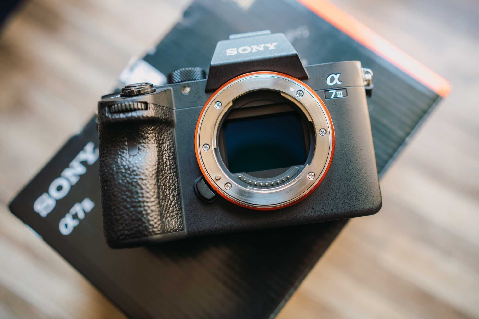 Sony A7 III - Full-Frame - 24MP