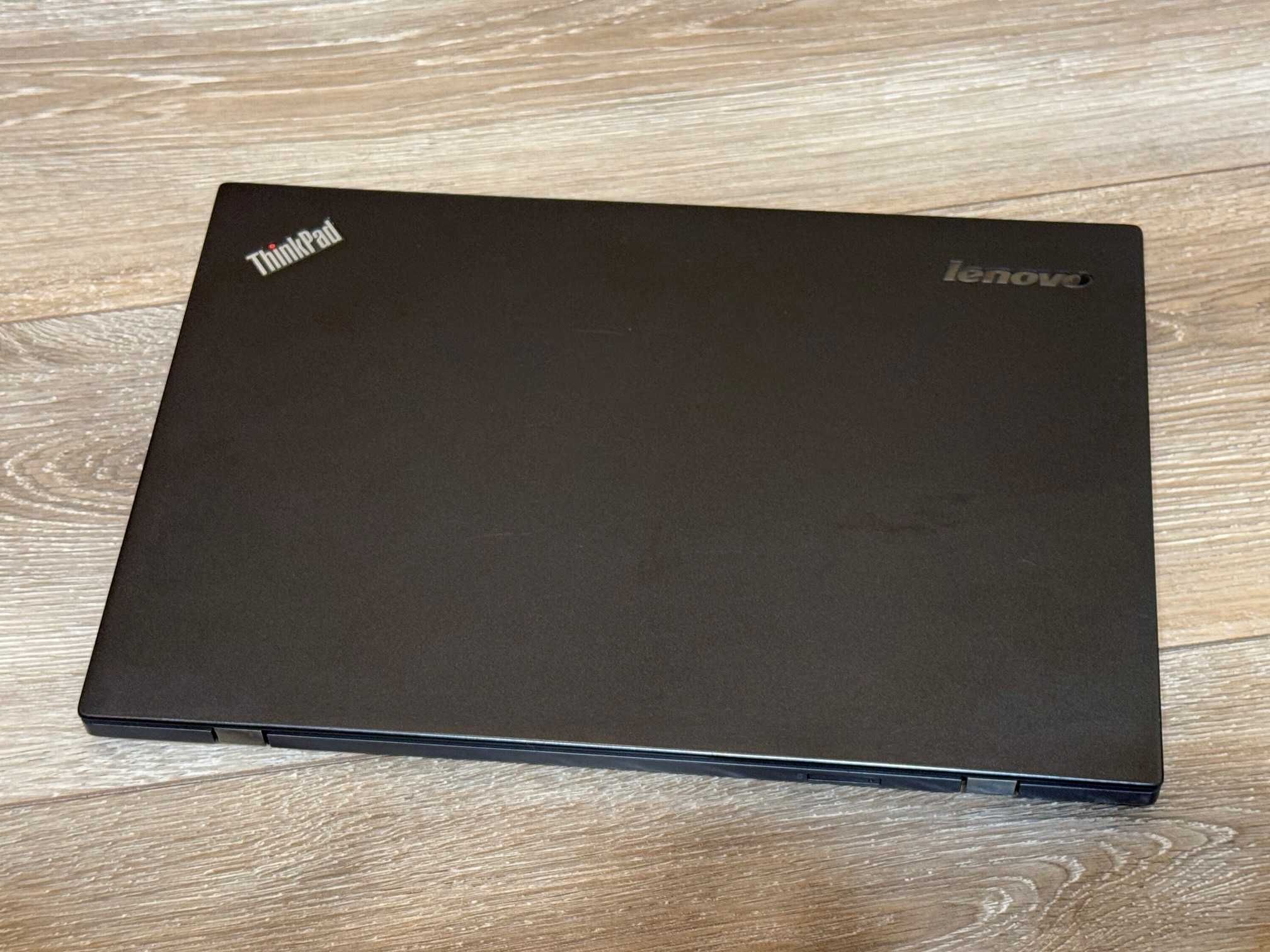 Lenovo x1 carbon i7/8RAM/512SSD