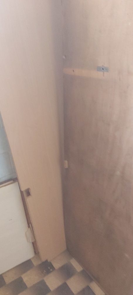 Плоскости от стари гардероби.