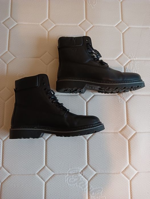 Vând bocanci pentru toamnă nr 46