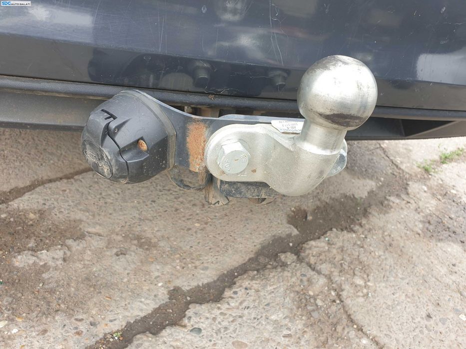 Cui Carlig Remorcare Tractare cu Instalatie Electrica Volkswagen Golf 7 2013 - 2017 [K5282]