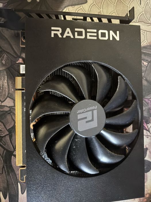 Продам видеокарту AMD 6500XT