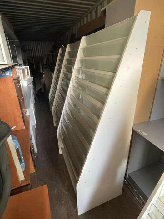 Продам витрины для открыток б/у