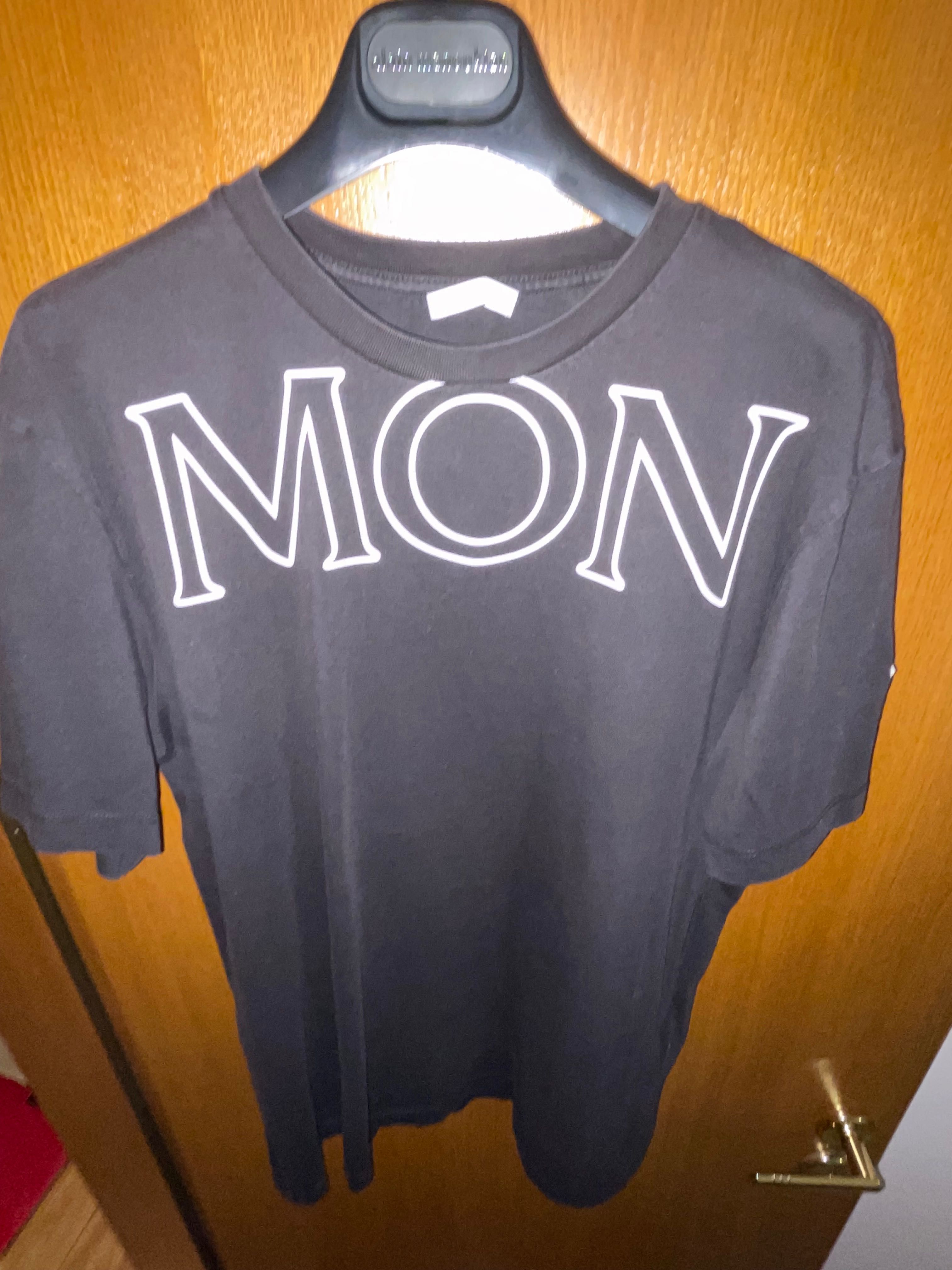 Мъжка тениска на MONCLER