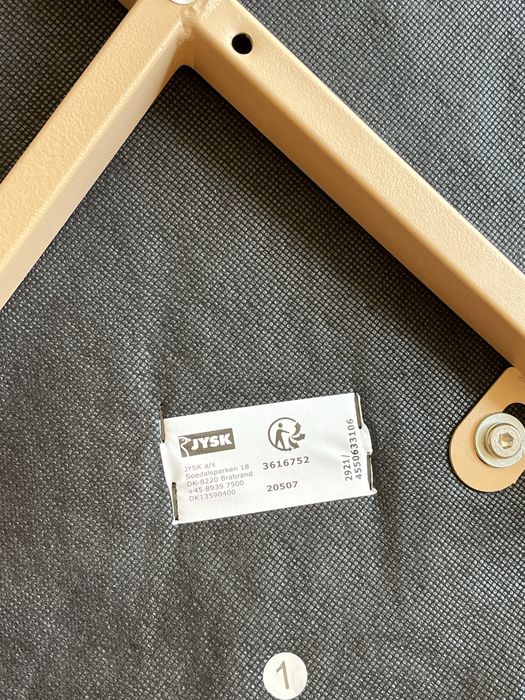 Трапезен стол скандинавски стил