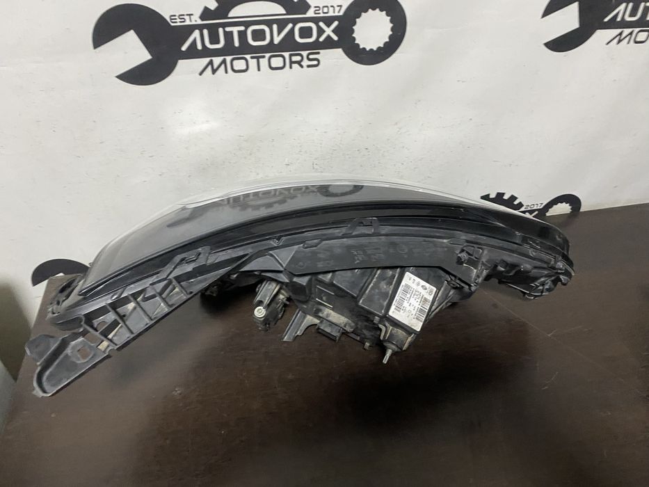 Far stanga full led Renault Clio 5