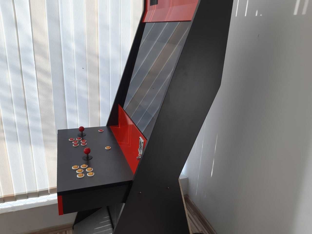 Електронна игра с3500игри работи с жетони и монети