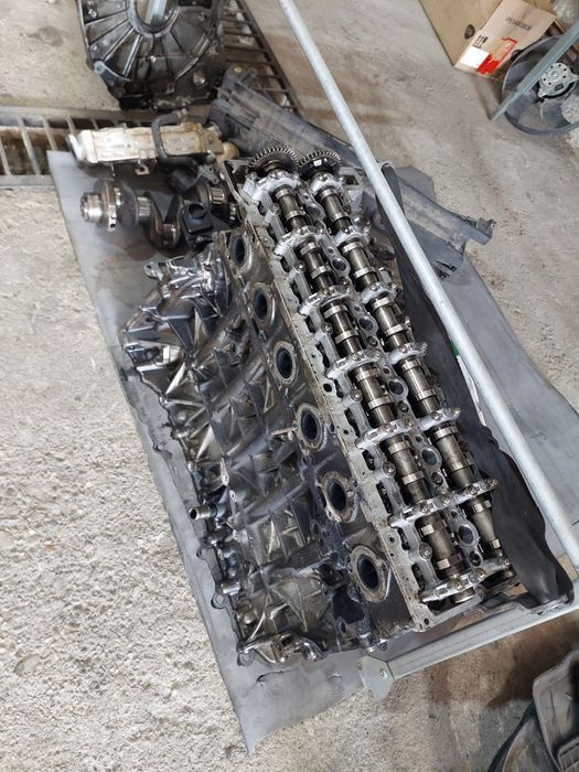 Chiulasa BMW Motor N57D30A B facelift dezmembrez Motor BMW 3.0 diesel