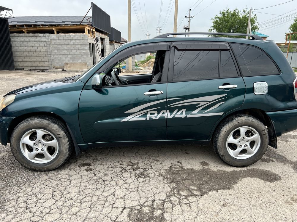 Продам Rav4