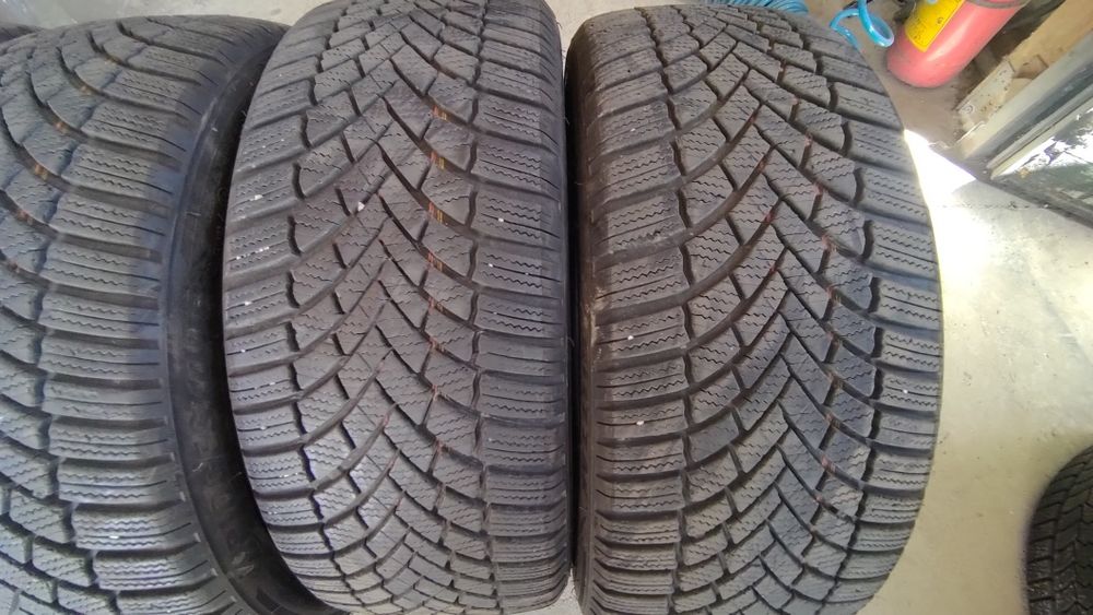 215/45/18  Bridgestone