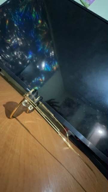 Ochelari de firma suflati cu aur