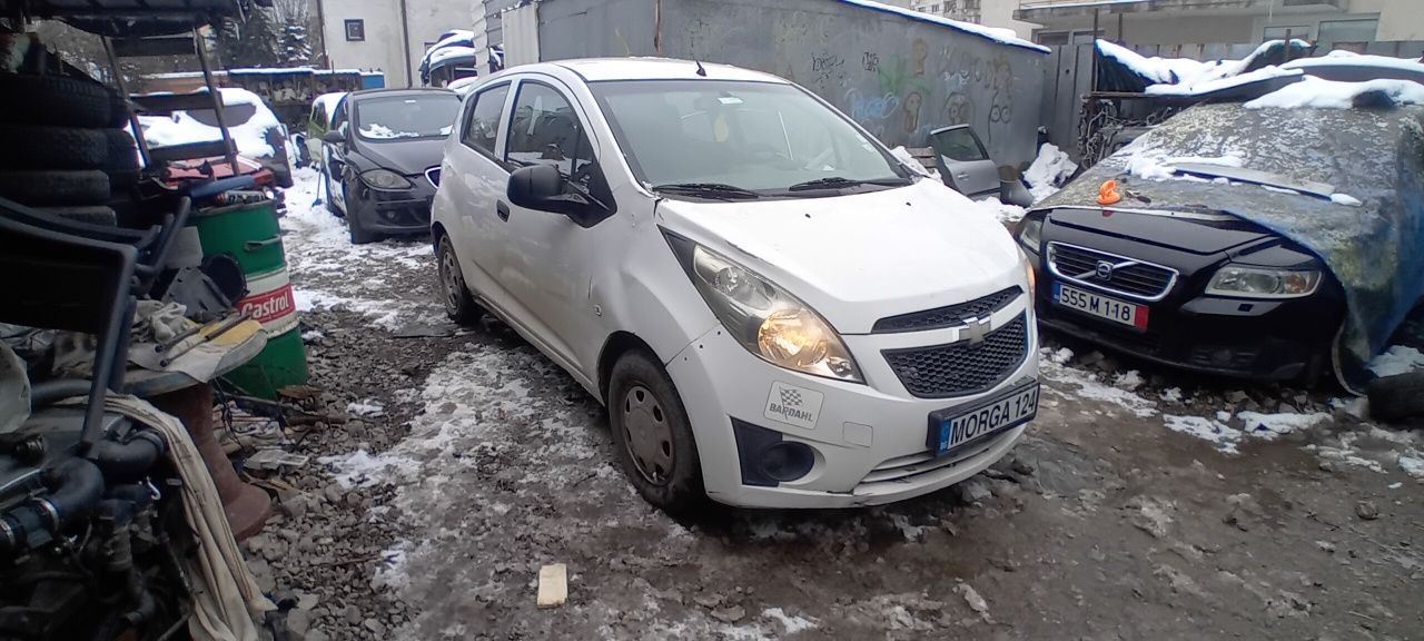Chevrolet spark на части