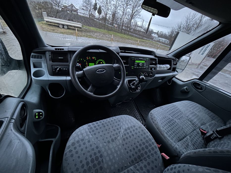 Ford Transit 2010
