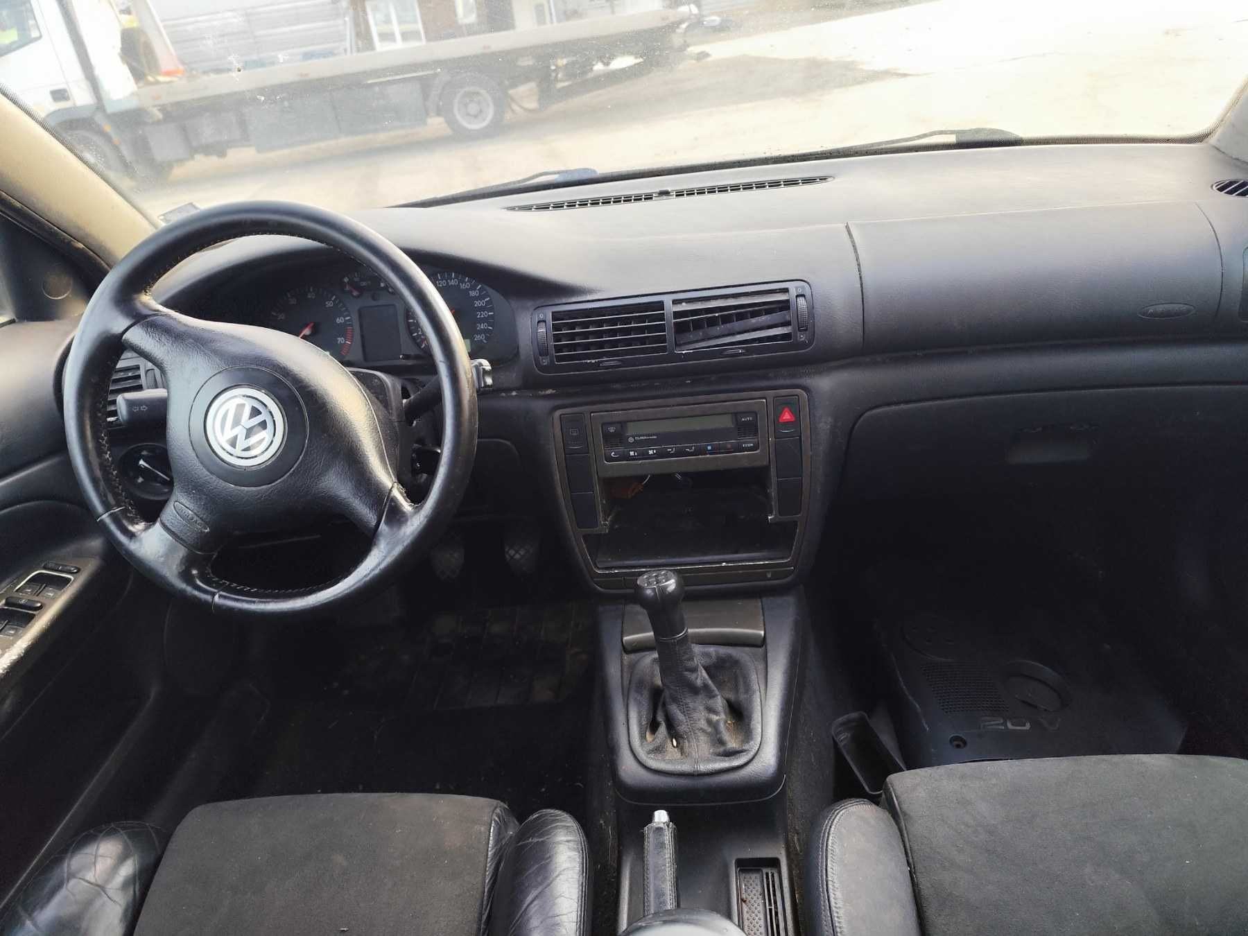 VW Passat 1,8 - 125к.с - 1998г. на части
