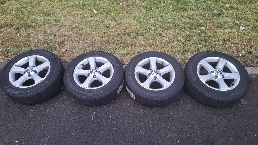 Jenti aliaj originale Vw cu anvelope 195/65 R15 M+S iarna