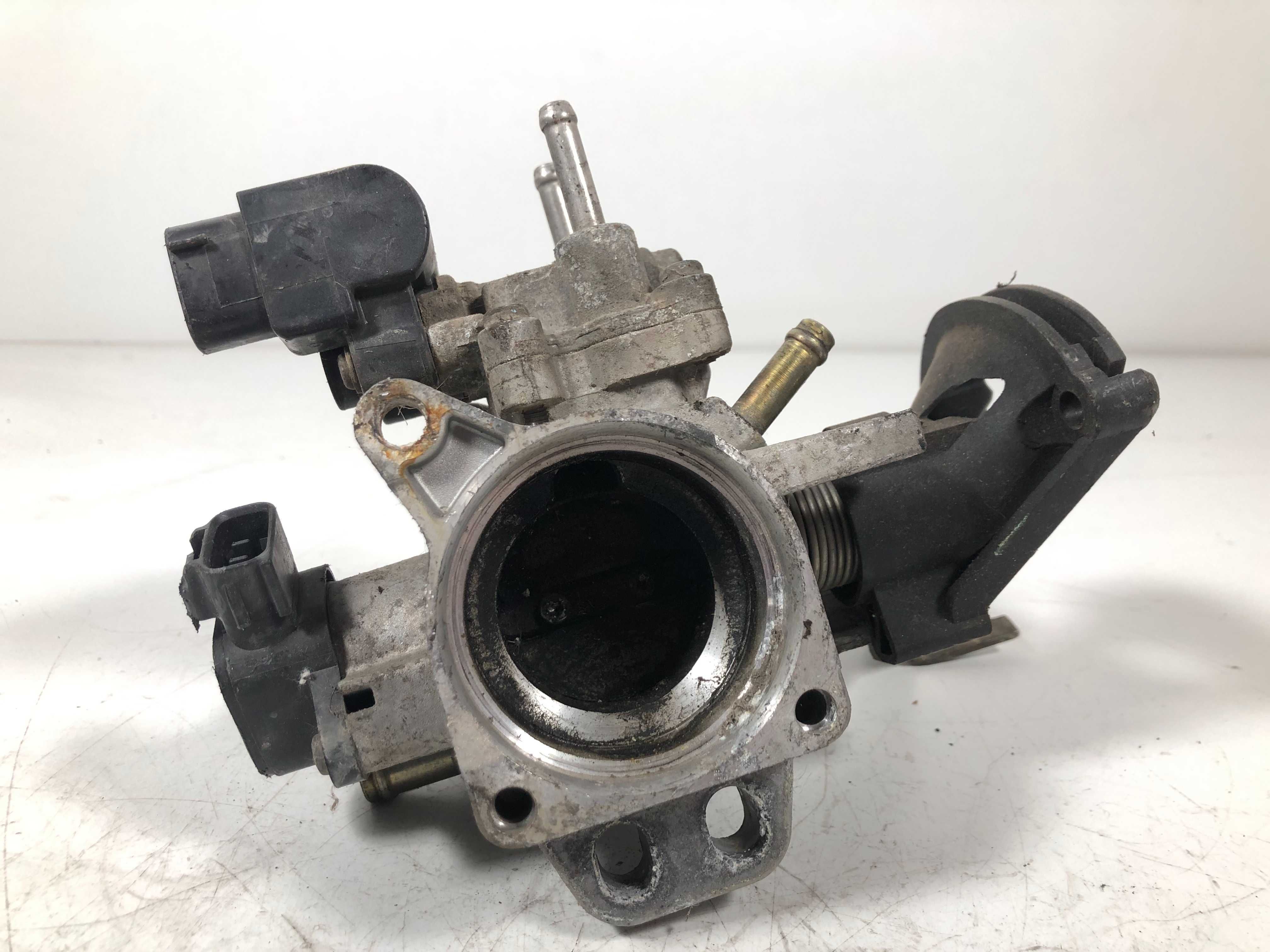 Дроселова Клапа Toyota Yaris p10 1.0 2002Г