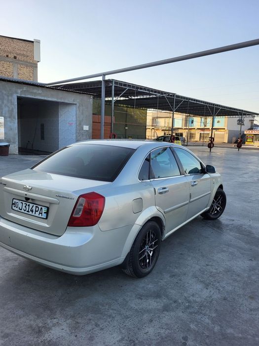 Chevrolet Lasetti 1.8