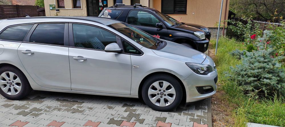 Opel astra j sport