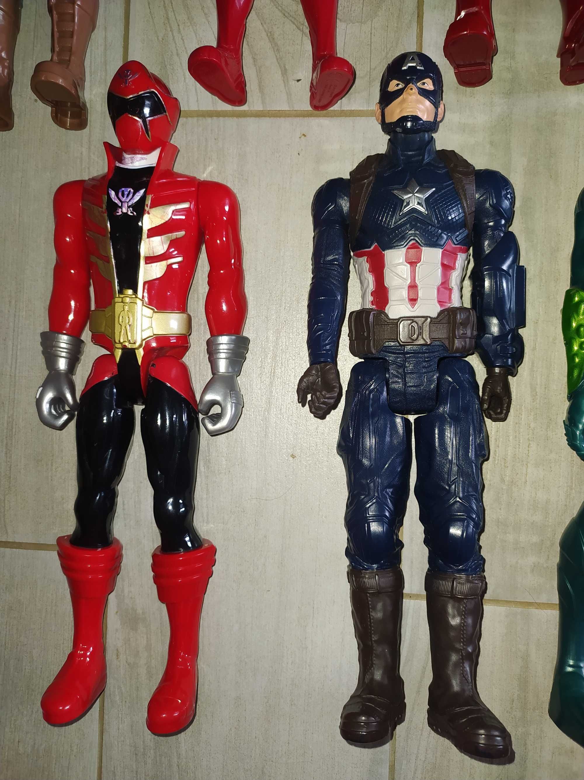 Hasbro Marvel Големи екшън фигури Оригинални