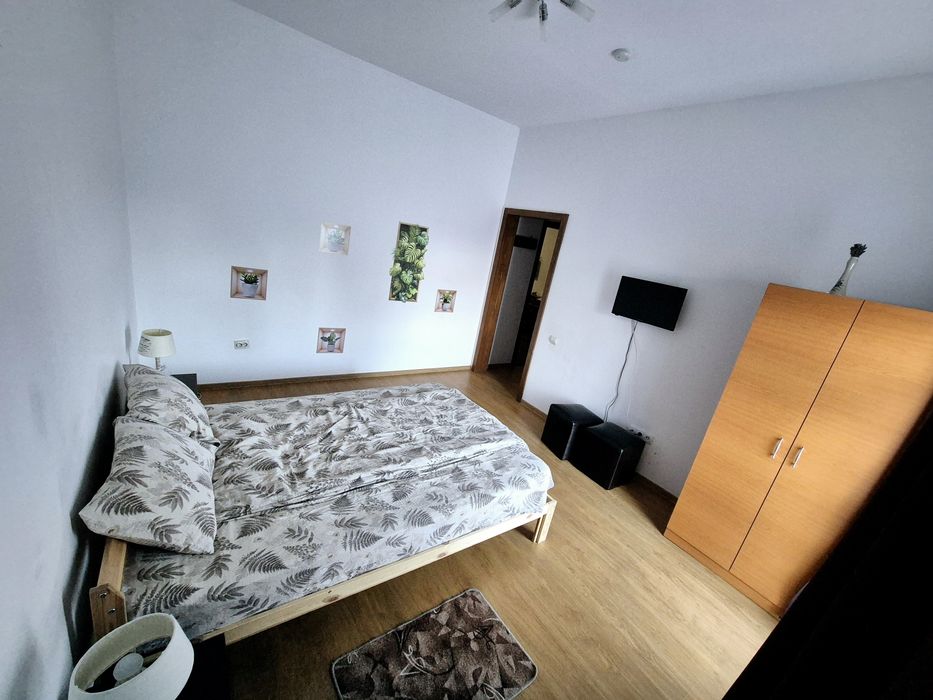 Vand sau schimb cabana/pensiune la Belis la 200m de centru