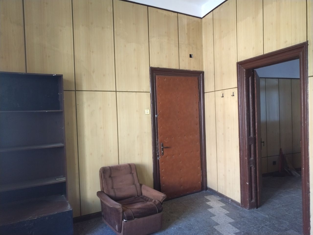 Дава се под наем Офис в Пловдив, Старият град - 45 кв.м за 255 € - Снимка #5